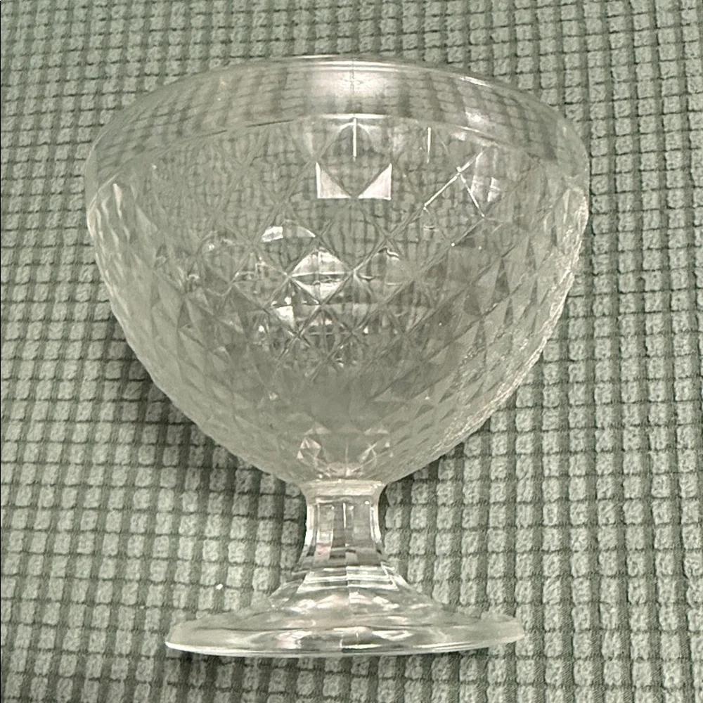 IKEA Clear Glass Serving Bowl